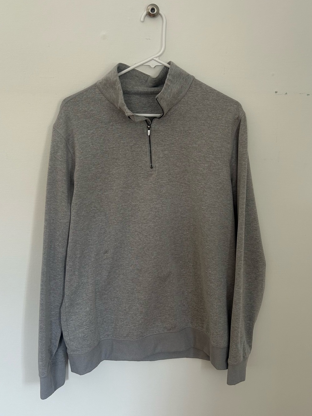 Men's Large Vuori Gray Quarter-Zip Pullover Sweater
